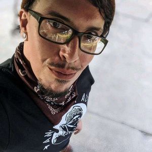 Meet your Posher, Steven